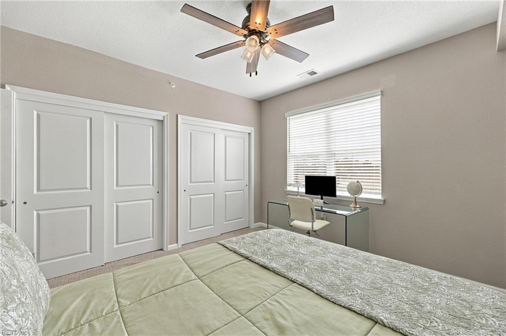 1724 Dromolin Dr Property Photo 25