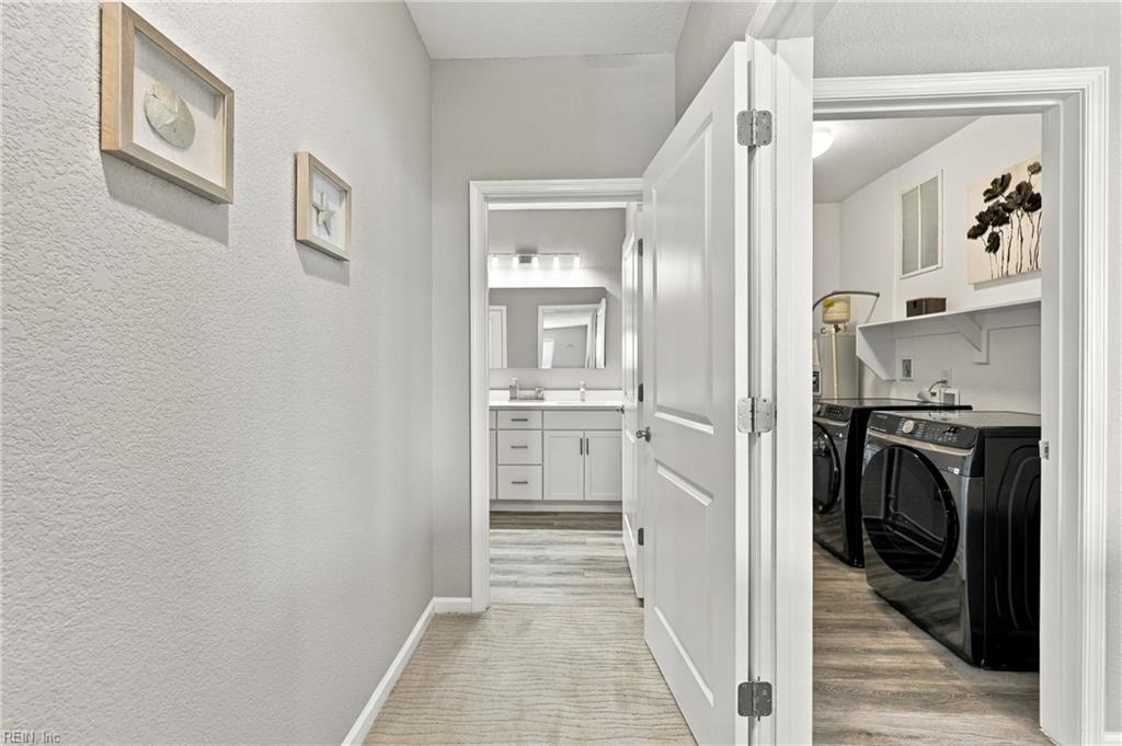 1724 Dromolin Dr Property Photo 32