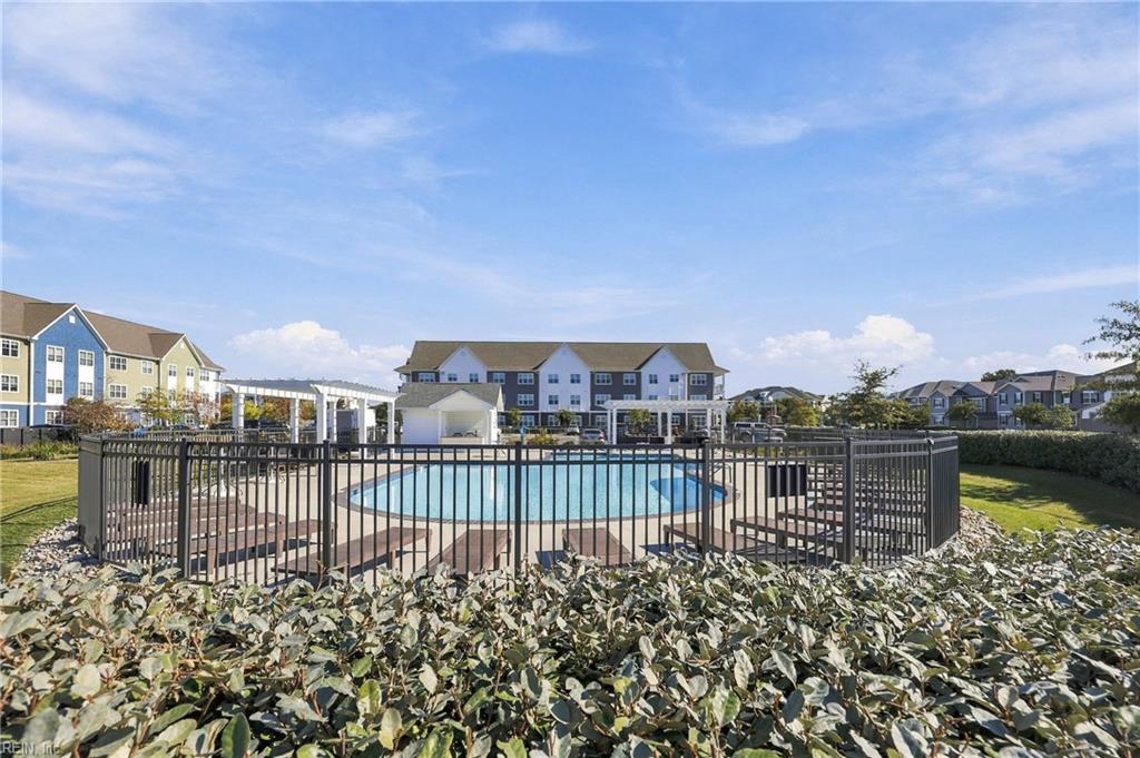 1724 Dromolin Dr Property Photo 42