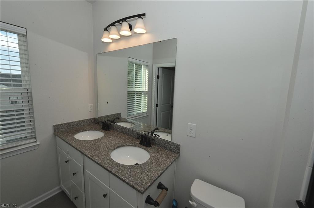 1093 Fleming Dr Property Photo 14