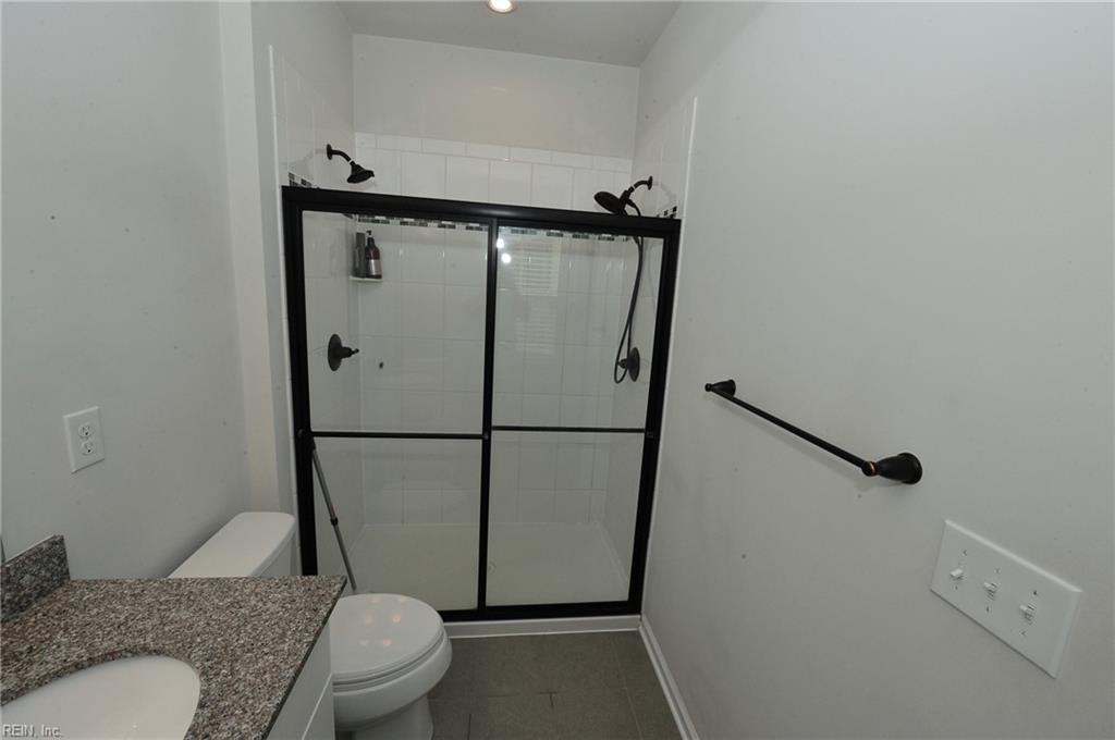 1093 Fleming Dr Property Photo 15