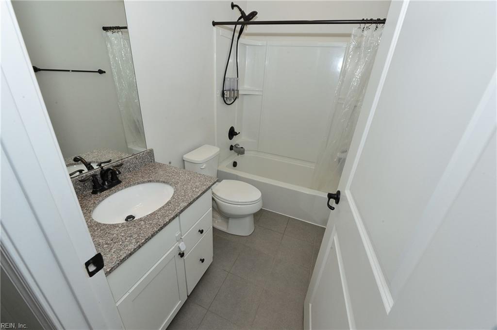 1093 Fleming Dr Property Photo 20