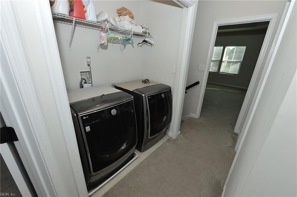 1093 Fleming Dr Property Photo 21