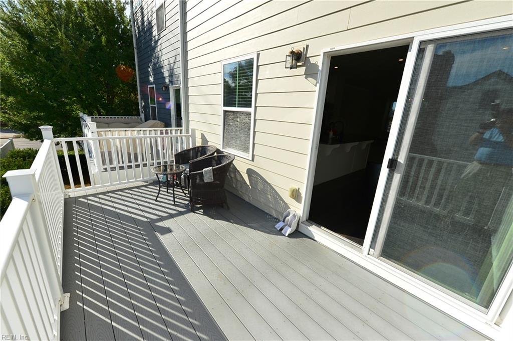 1093 Fleming Dr Property Photo 24