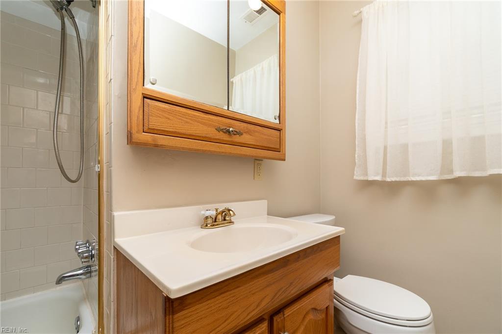 912 Carriage Hill Rd Property Photo 15
