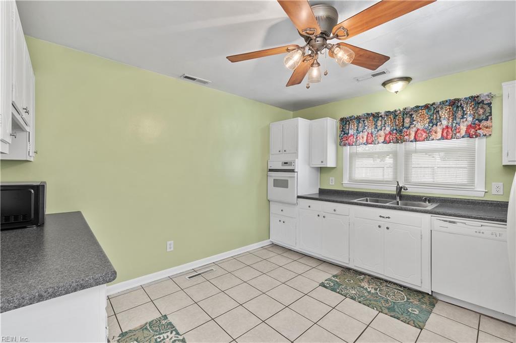 912 Carriage Hill Rd Property Photo 19