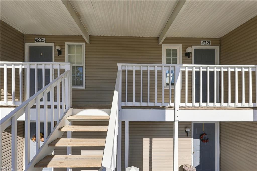 4221 Laurel Green Cir Property Photo 2