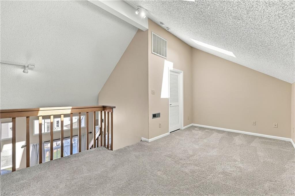 4221 Laurel Green Cir Property Photo 19
