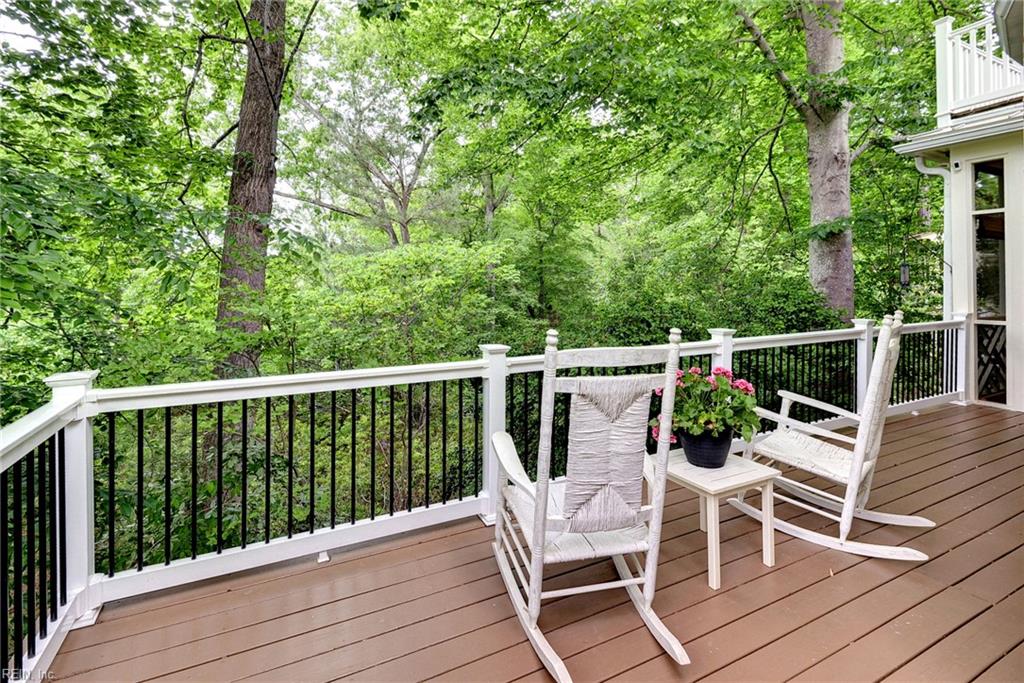20 The Palisades Property Photo 19