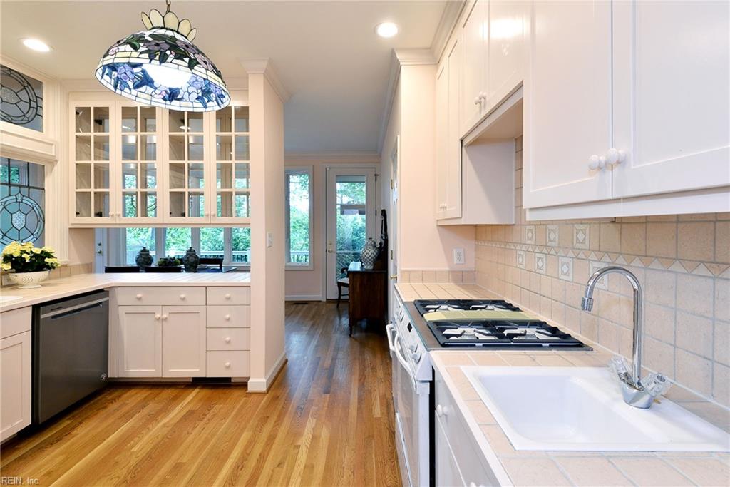 20 The Palisades Property Photo 27