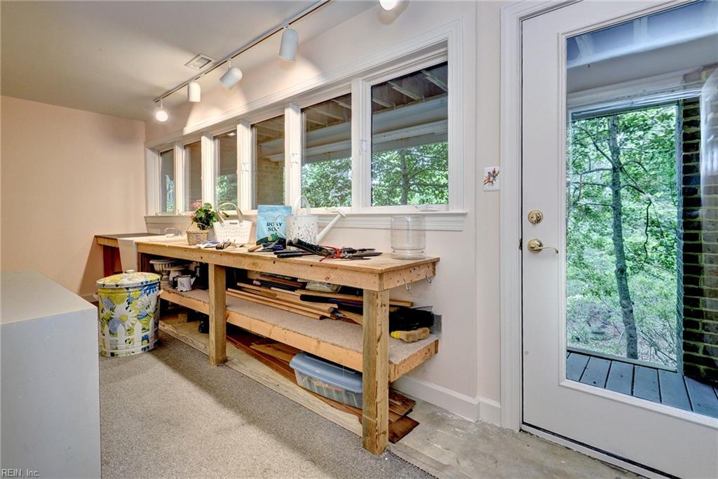 20 The Palisades Property Photo 47