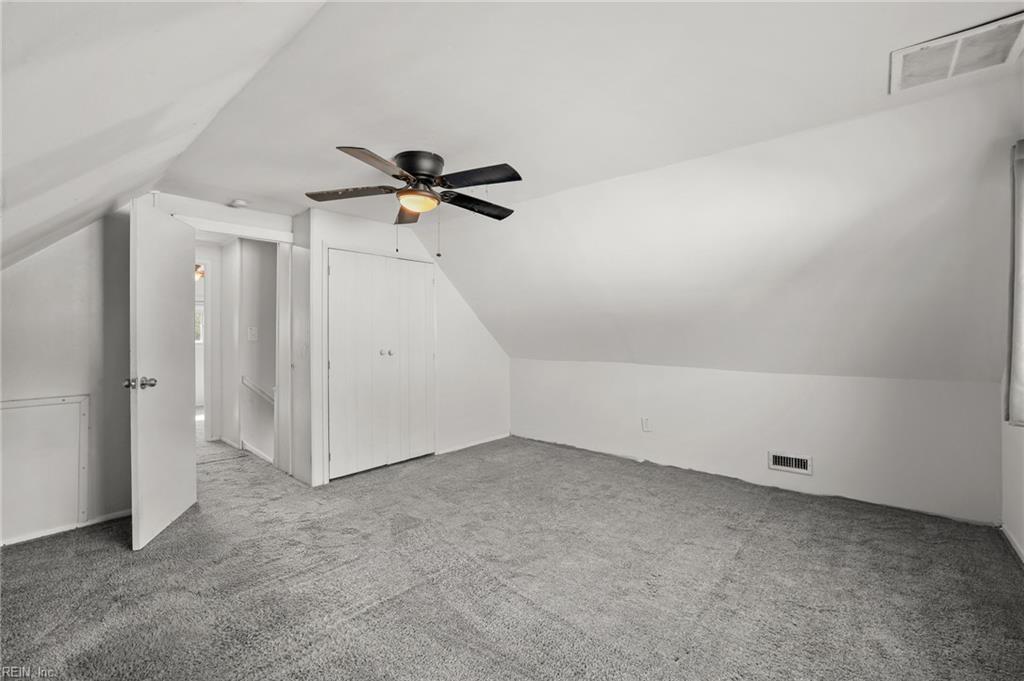 1719 N Lakeland Dr Property Photo 22