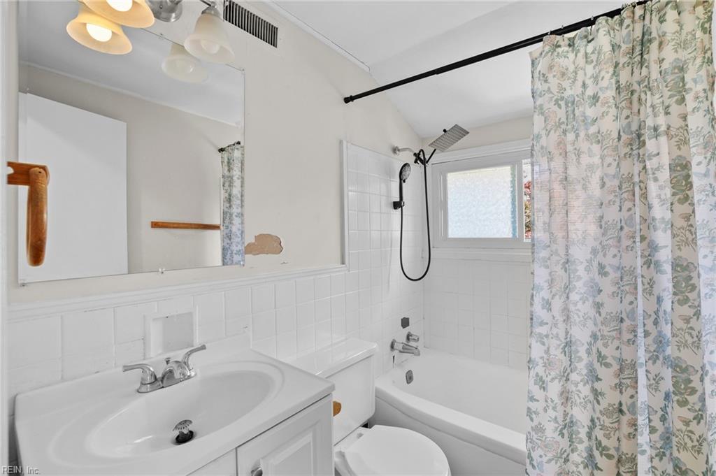 1719 N Lakeland Dr Property Photo 25