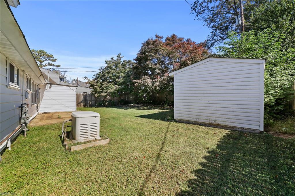 1719 N Lakeland Dr Property Photo 30
