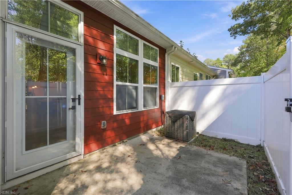511 Eldridge Ln Property Photo 27
