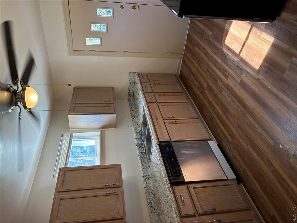 4131 Everett St Property Photo 13