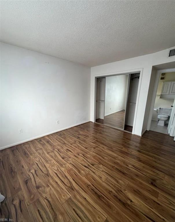 616 Shoreham Ct Property Photo 4