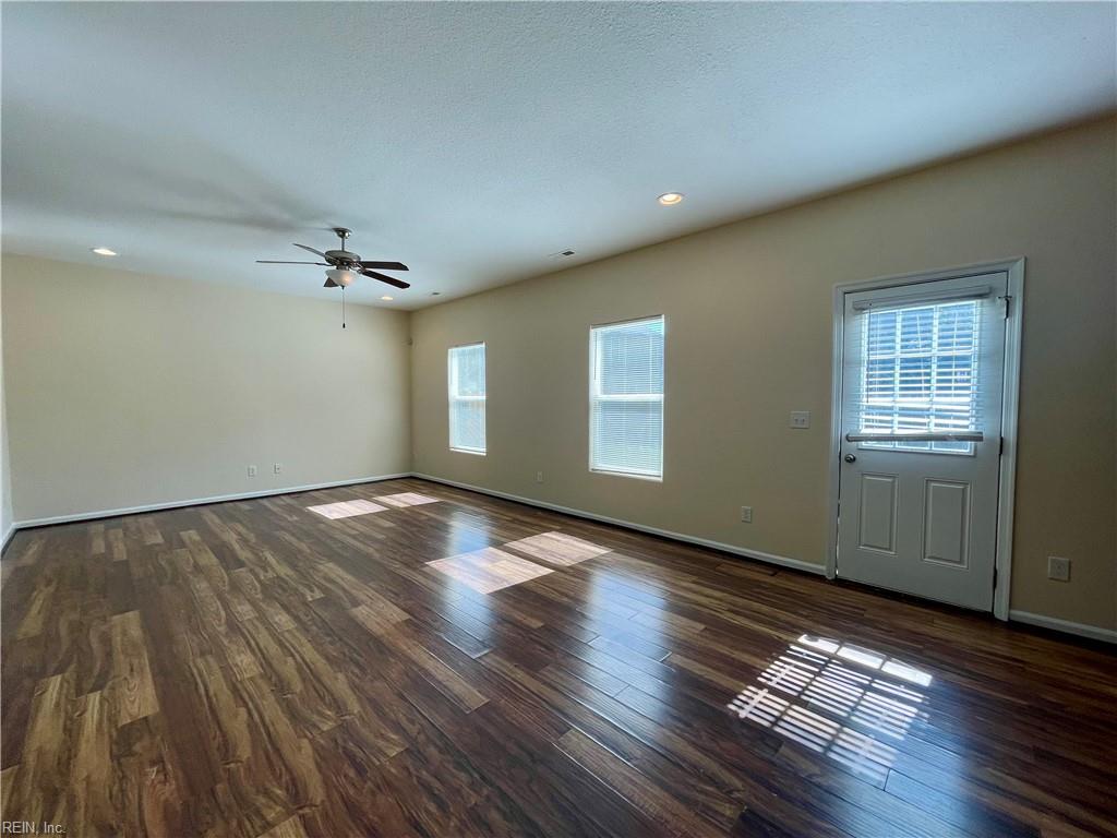 4843 Norvella Ave Property Photo 9