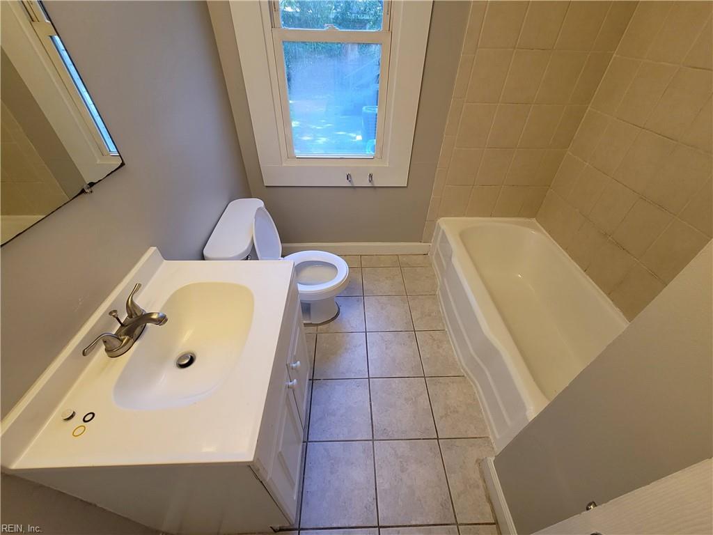 1551 Spruce Street St Property Photo 6