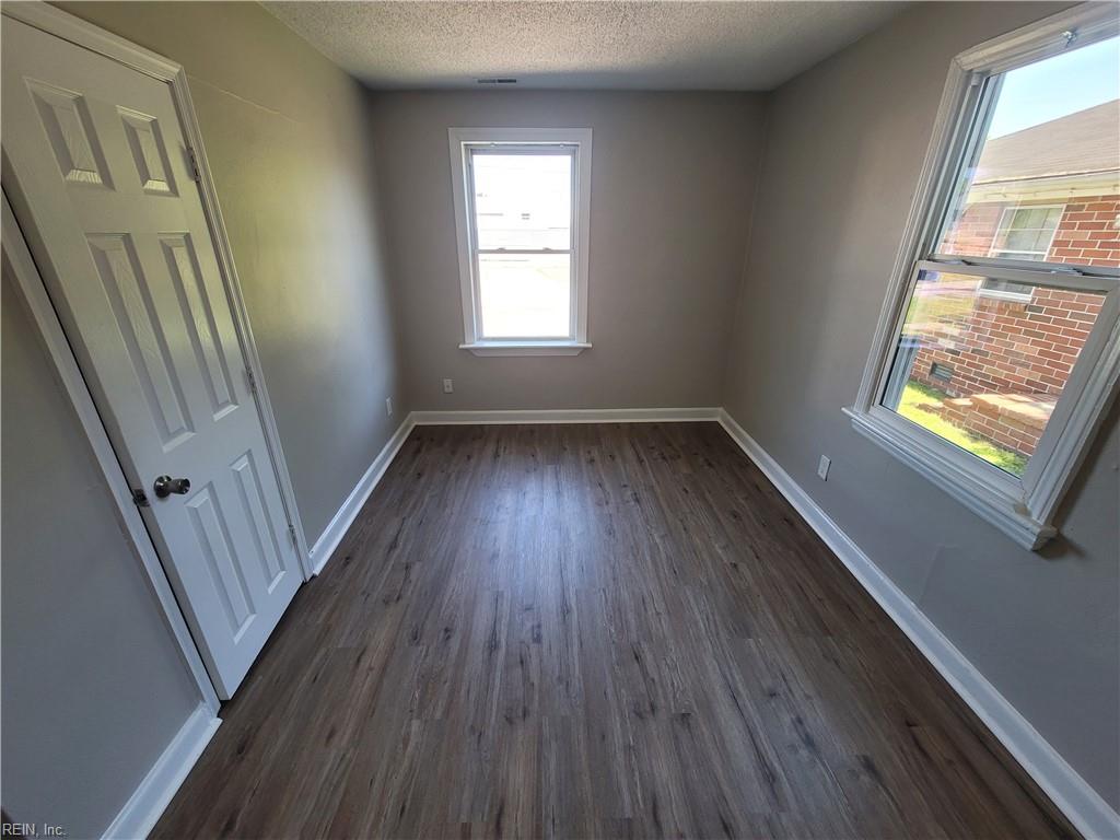 1551 Spruce Street St Property Photo 7