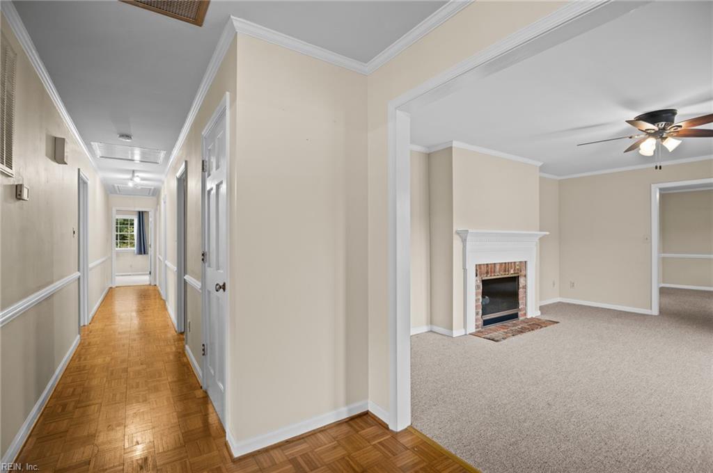 17450 Mill Run Ln Property Photo 9