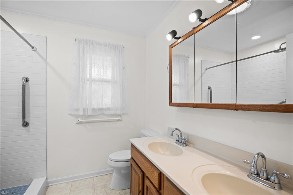 17450 Mill Run Ln Property Photo 16