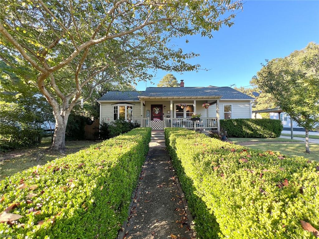 11 Dwight RD Property Photo 1