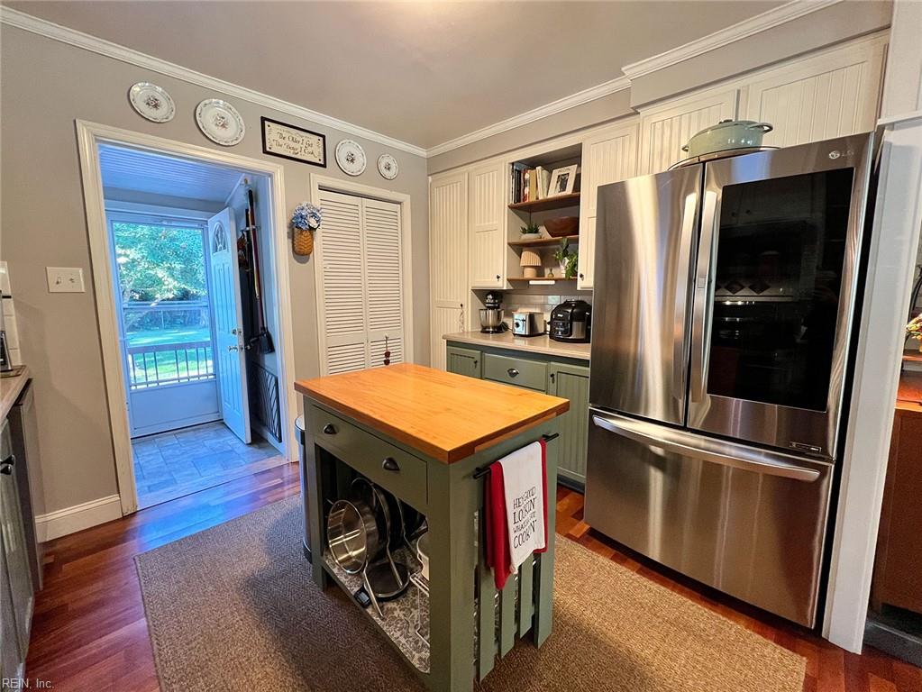 11 Dwight Rd Property Photo 14