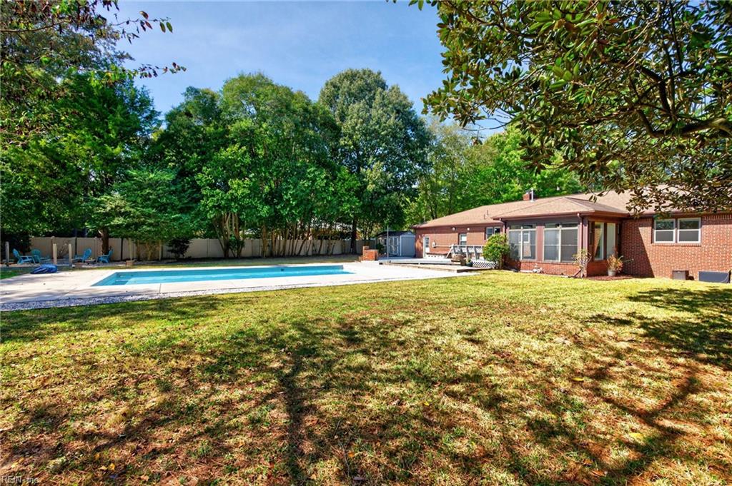 1637 Wakefield Dr Property Photo 41