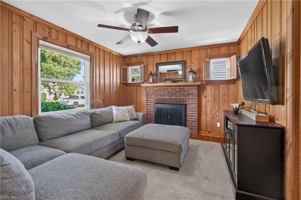 26 Langley Ave Property Photo 5