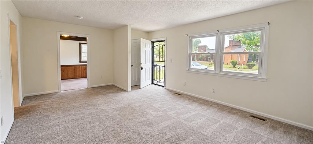1129 78th St Property Photo 2