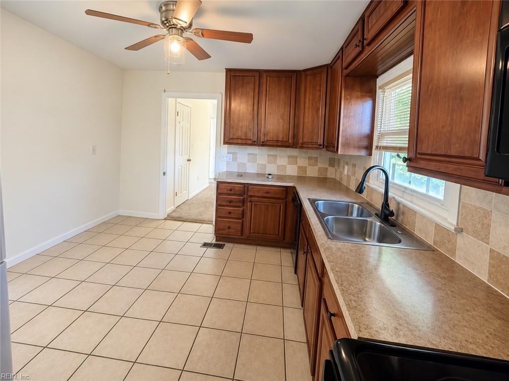 1129 78th St Property Photo 4