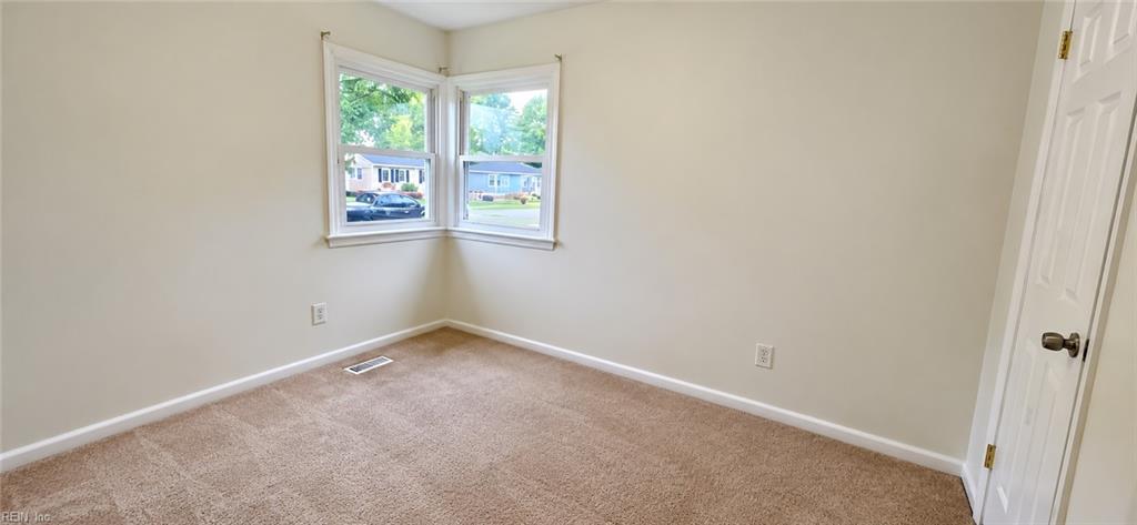 1129 78th St Property Photo 11