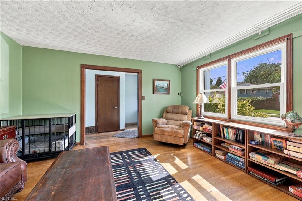 140 Cherry St Property Photo 3