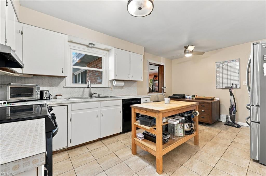 140 Cherry St Property Photo 8