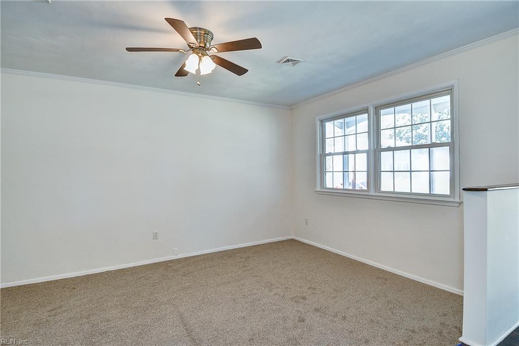5313 Sherluck Rd Property Photo 6