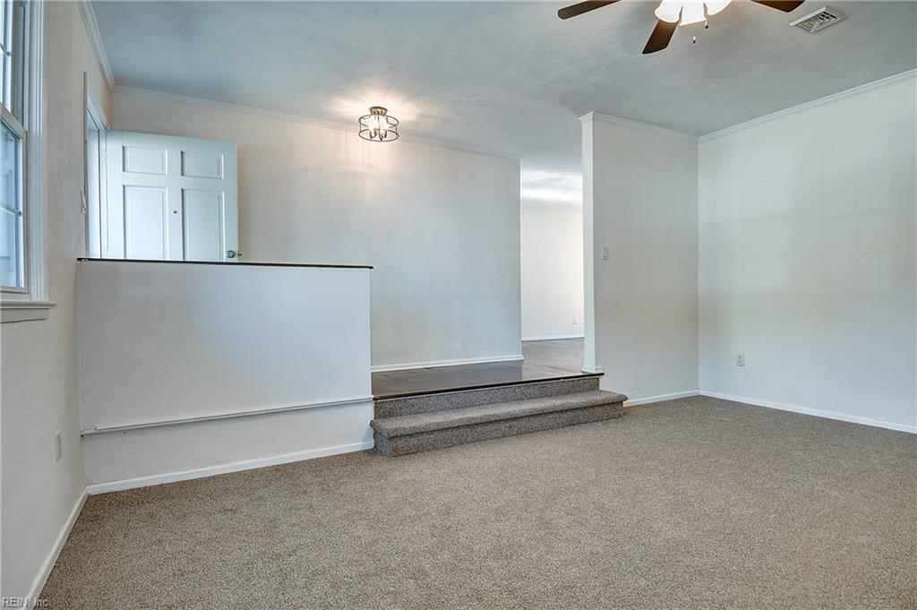 5313 Sherluck Rd Property Photo 7