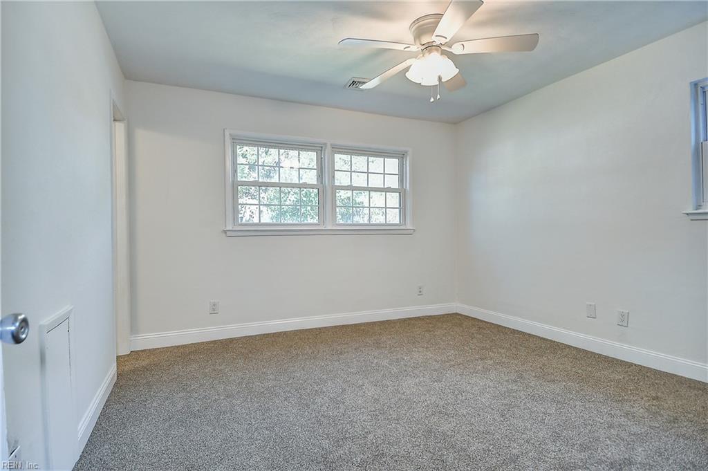 5313 Sherluck Rd Property Photo 18