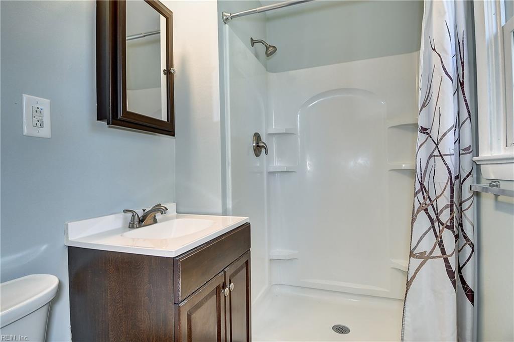 5313 Sherluck Rd Property Photo 22