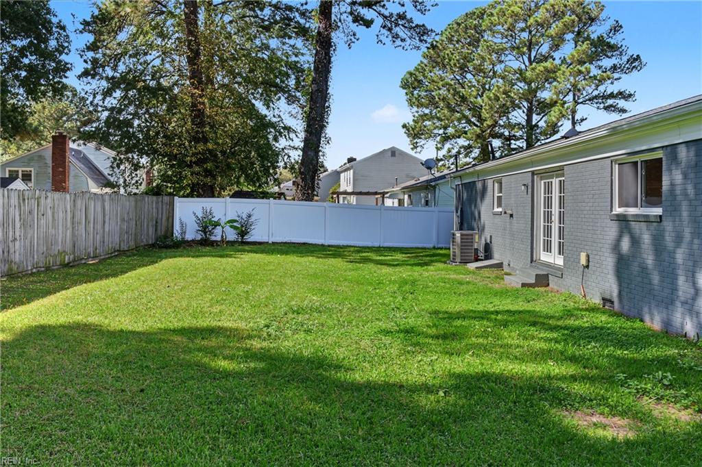 5313 Sherluck Rd Property Photo 34