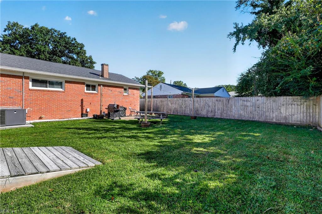 701 Euwanee Pl Property Photo 43