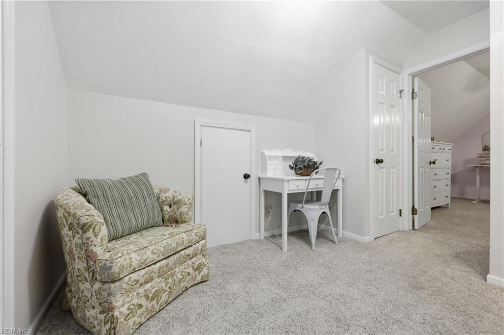 424 Pines Of Warrick Dr Property Photo 32