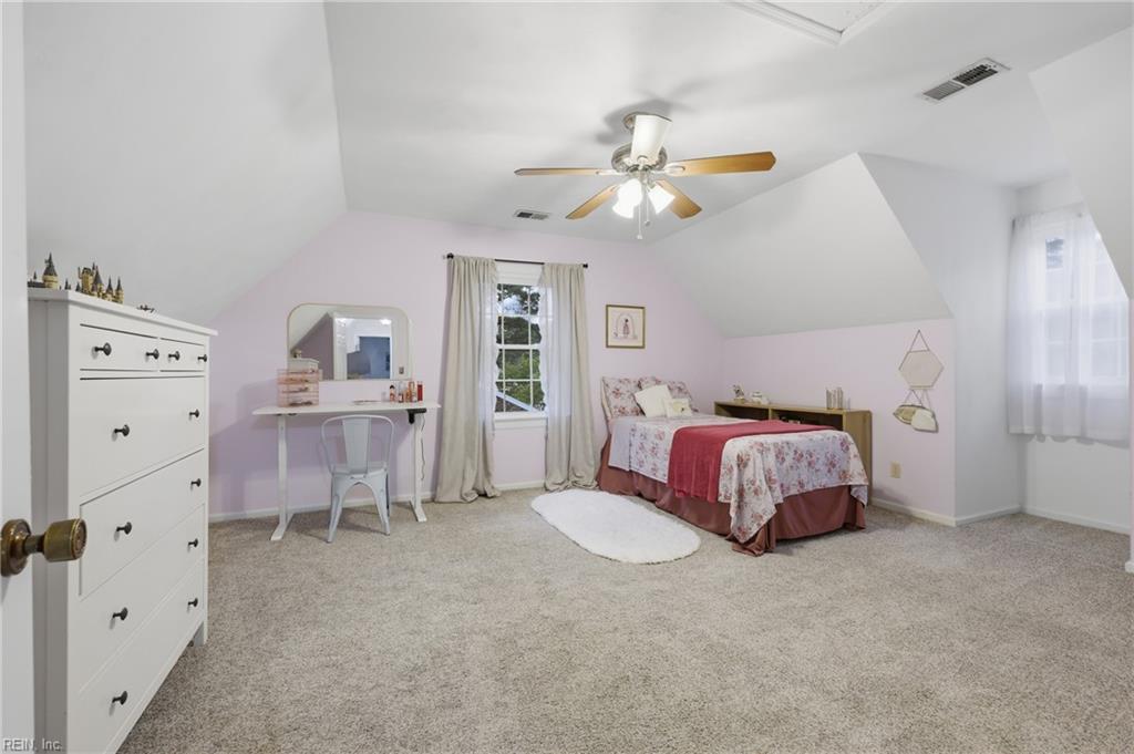 424 Pines Of Warrick Dr Property Photo 35