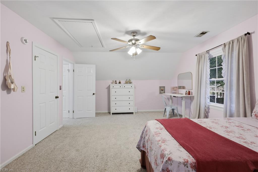424 Pines Of Warrick Dr Property Photo 37