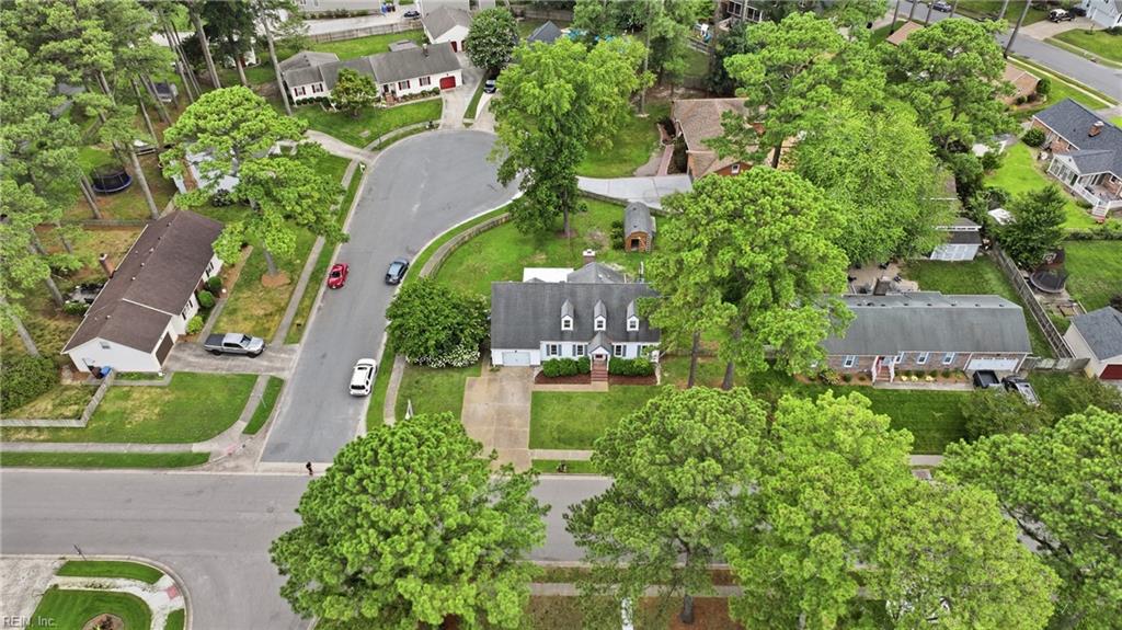 424 Pines Of Warrick Dr Property Photo 47