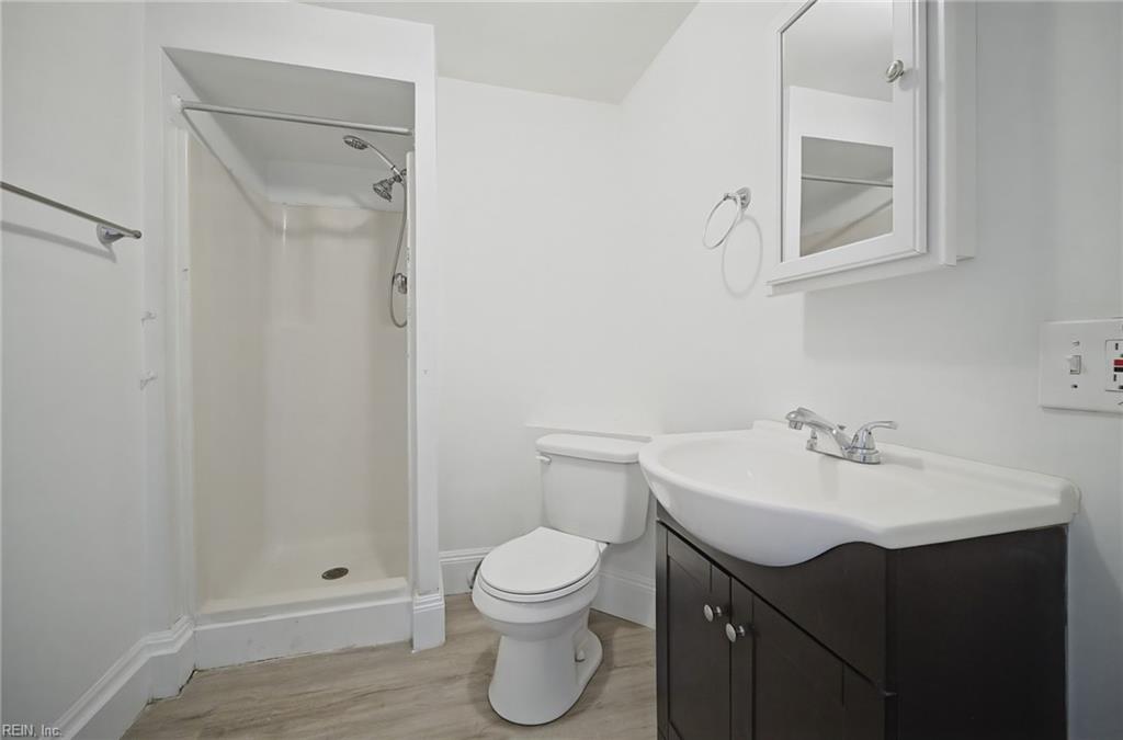 2840 Ballentine Blvd Property Photo 10
