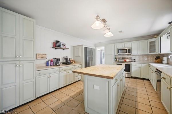 145 Gene Ave Property Photo 8