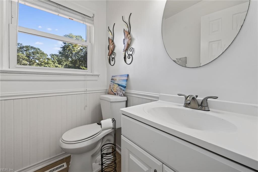 3741 Linnet Ln Property Photo 12