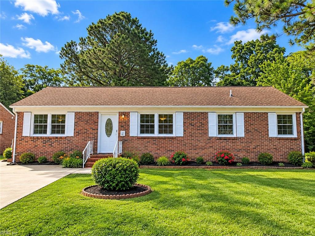 8 Sheralyn Plz Property Photo 1