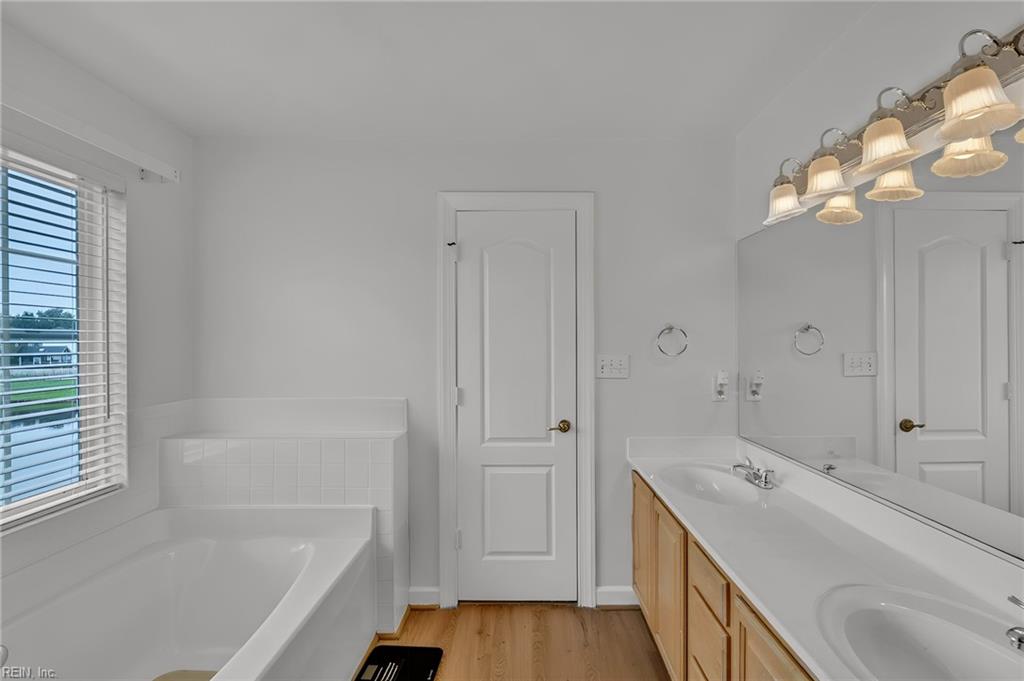 1311 Piedmont Arch Property Photo 23